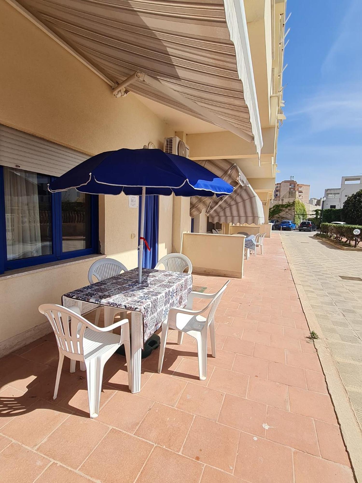A Casa Di Rosa,Fronte Spiaggia, Piscina,Parcheggio Trapani Kültér fotó